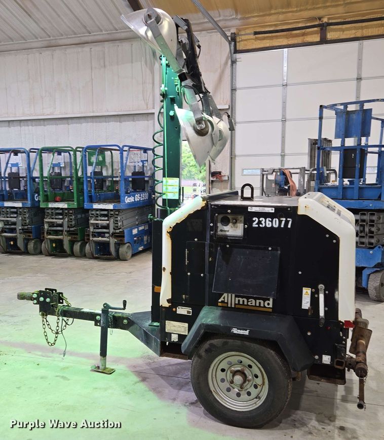 image for item EL2064 2019 Allmand Night-Lite B-Series light plant