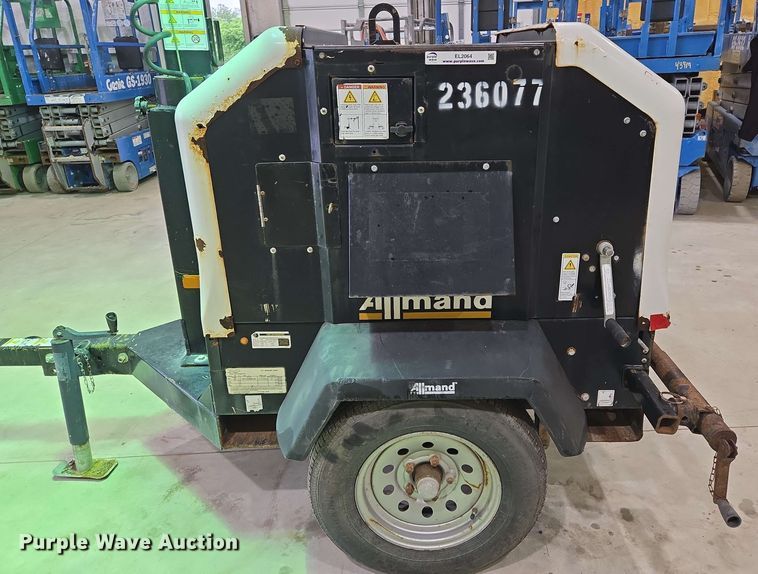 image for item EL2064 2019 Allmand Night-Lite B-Series light plant