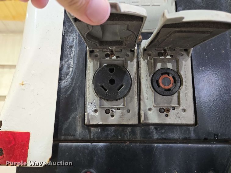 image for item EL2064 2019 Allmand Night-Lite B-Series light plant