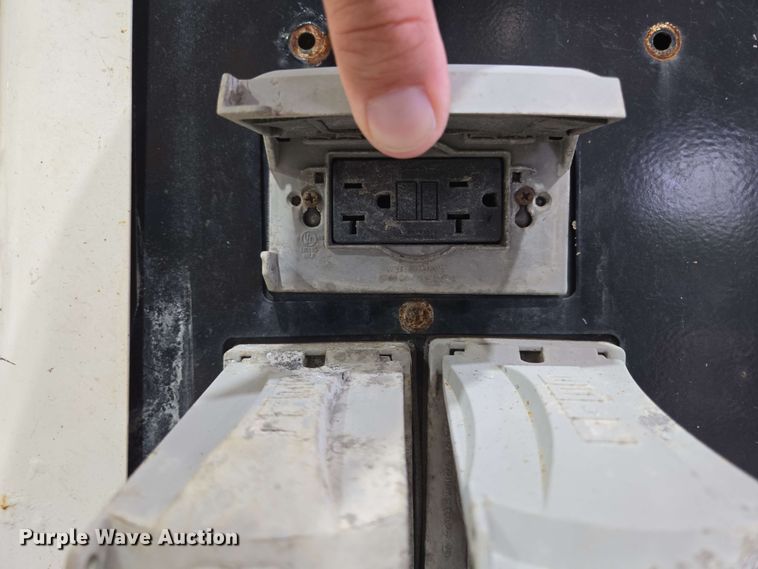 image for item EL2064 2019 Allmand Night-Lite B-Series light plant