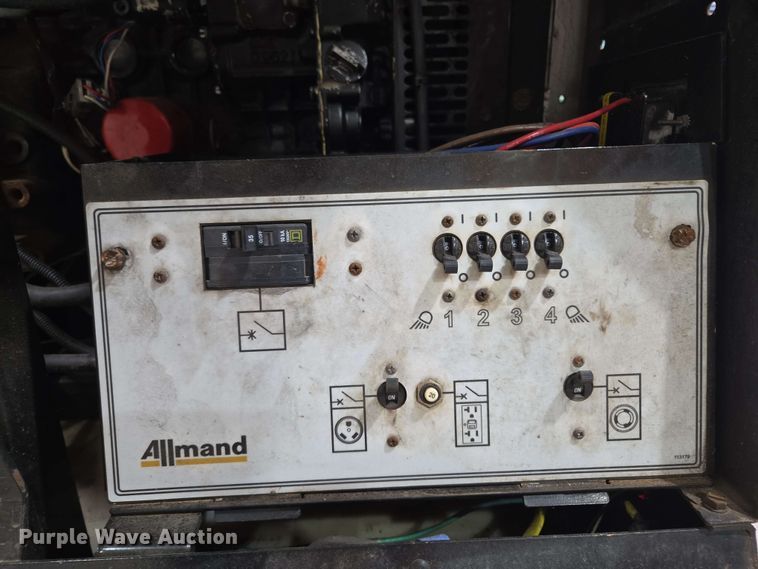 image for item EL2064 2019 Allmand Night-Lite B-Series light plant