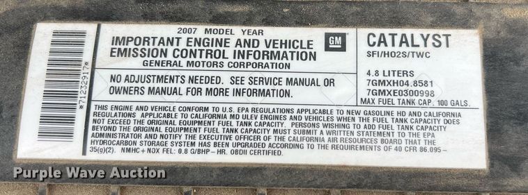 image for item EL2072 2007 Chevrolet Express 3500 shuttle bus