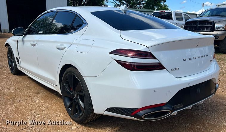 image for item EL2073 2022 Genesis G70 