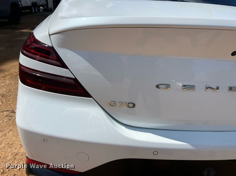 image for item EL2073 2022 Genesis G70 