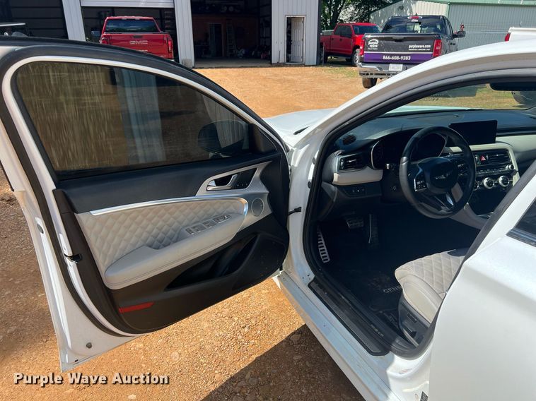 image for item EL2073 2022 Genesis G70 