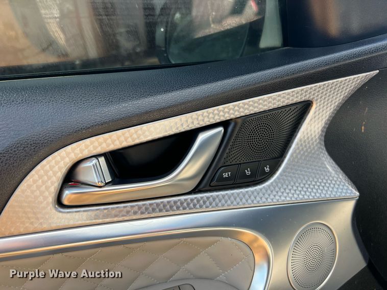 image for item EL2073 2022 Genesis G70 