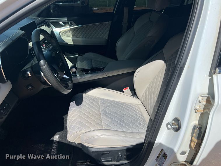 image for item EL2073 2022 Genesis G70 