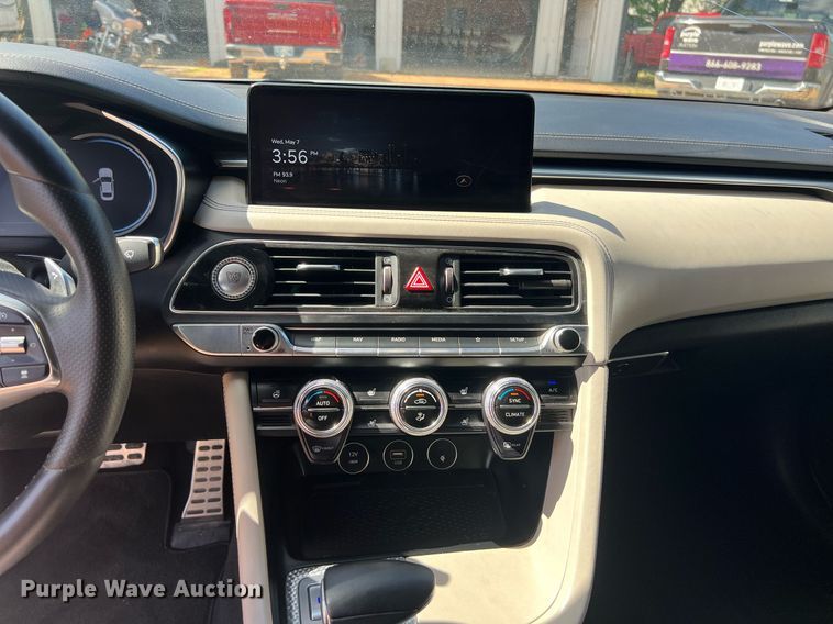 image for item EL2073 2022 Genesis G70 