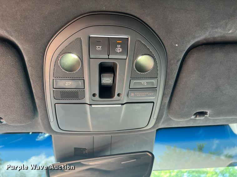 image for item EL2073 2022 Genesis G70 