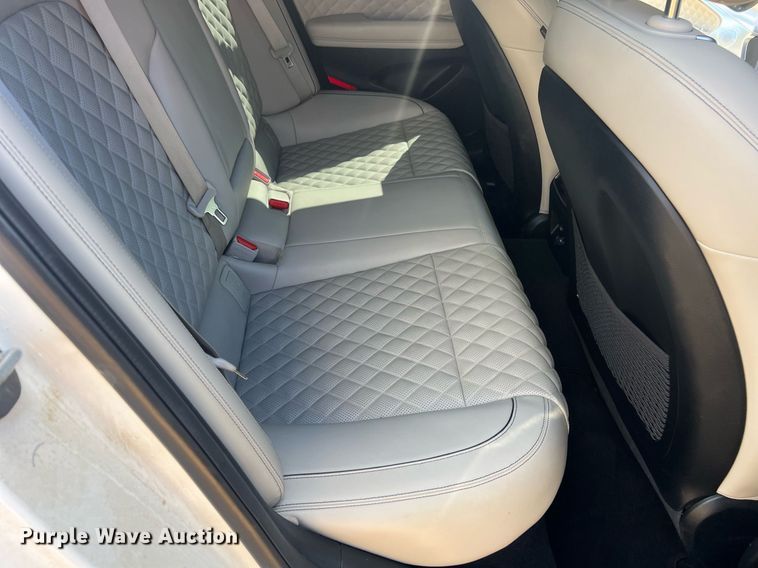 image for item EL2073 2022 Genesis G70 