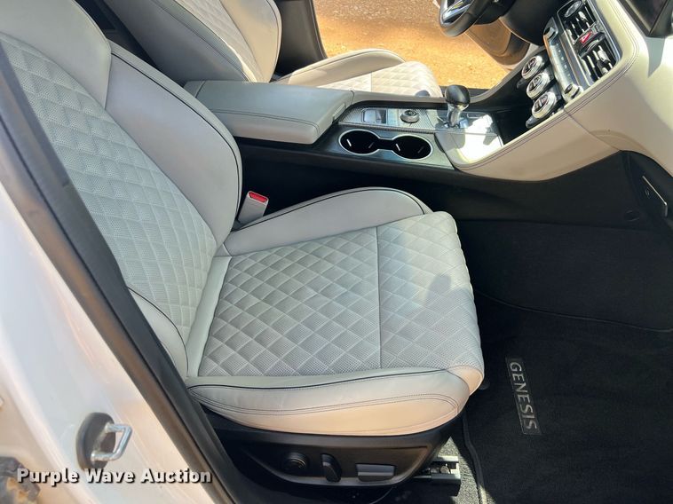 image for item EL2073 2022 Genesis G70 