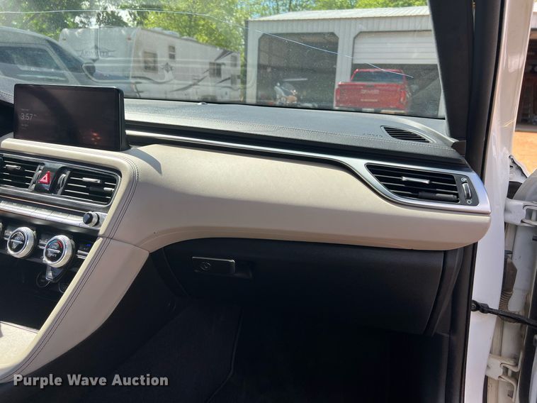 image for item EL2073 2022 Genesis G70 