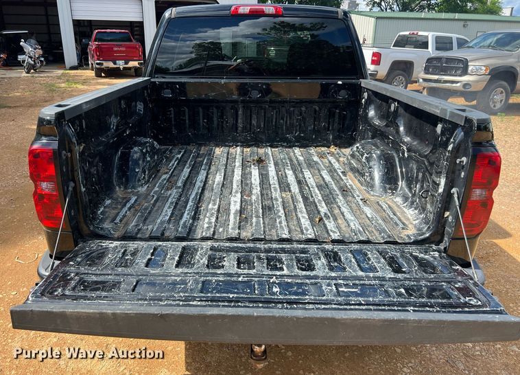 image for item EL2074 2018 Chevrolet Silverado 1500 Crew Cab pickup truck