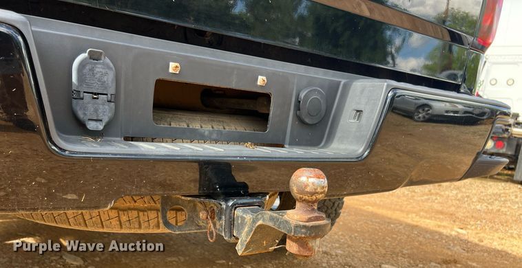 image for item EL2074 2018 Chevrolet Silverado 1500 Crew Cab pickup truck