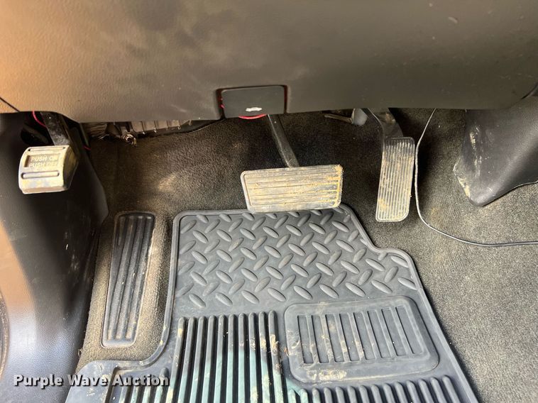 image for item EL2074 2018 Chevrolet Silverado 1500 Crew Cab pickup truck