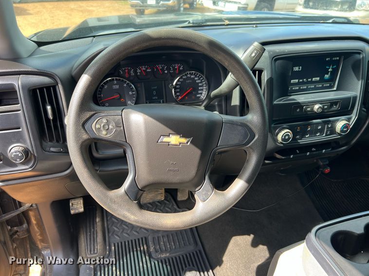 image for item EL2074 2018 Chevrolet Silverado 1500 Crew Cab pickup truck