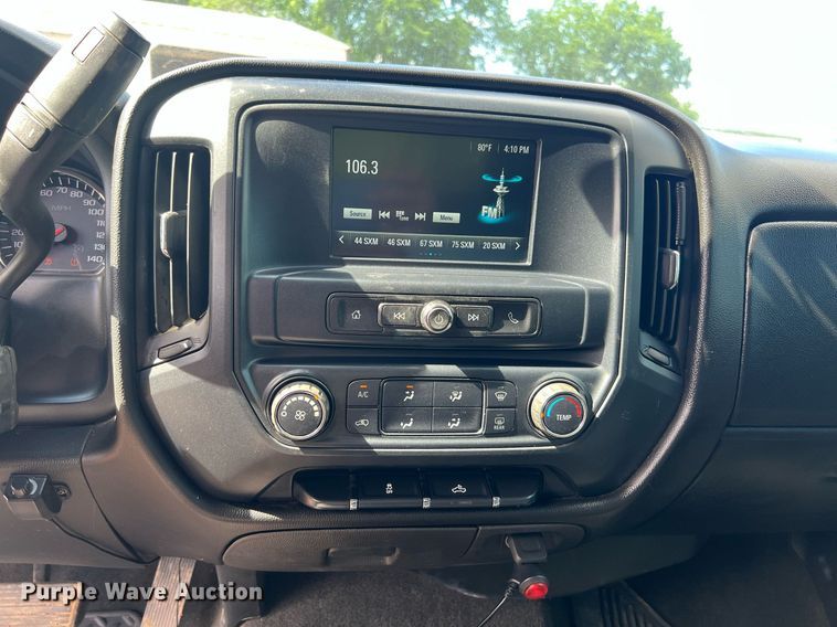 image for item EL2074 2018 Chevrolet Silverado 1500 Crew Cab pickup truck