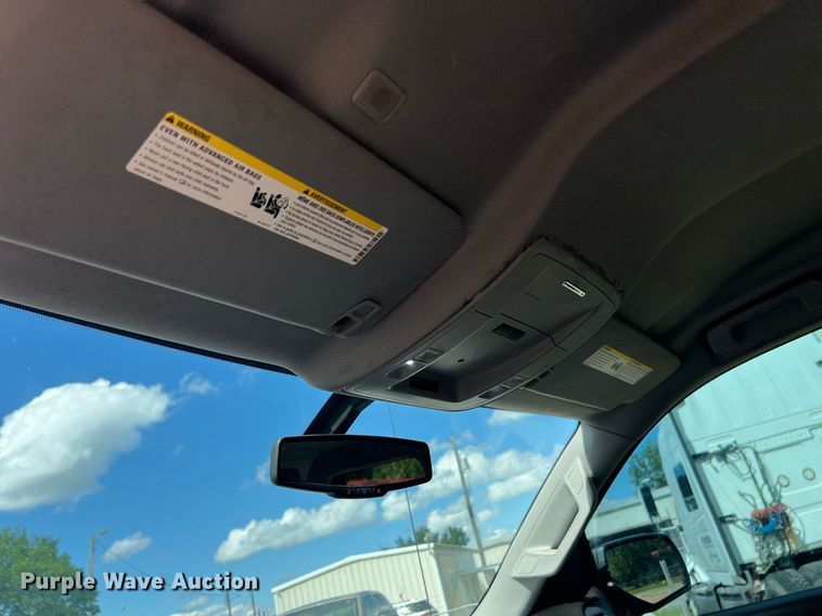 image for item EL2074 2018 Chevrolet Silverado 1500 Crew Cab pickup truck