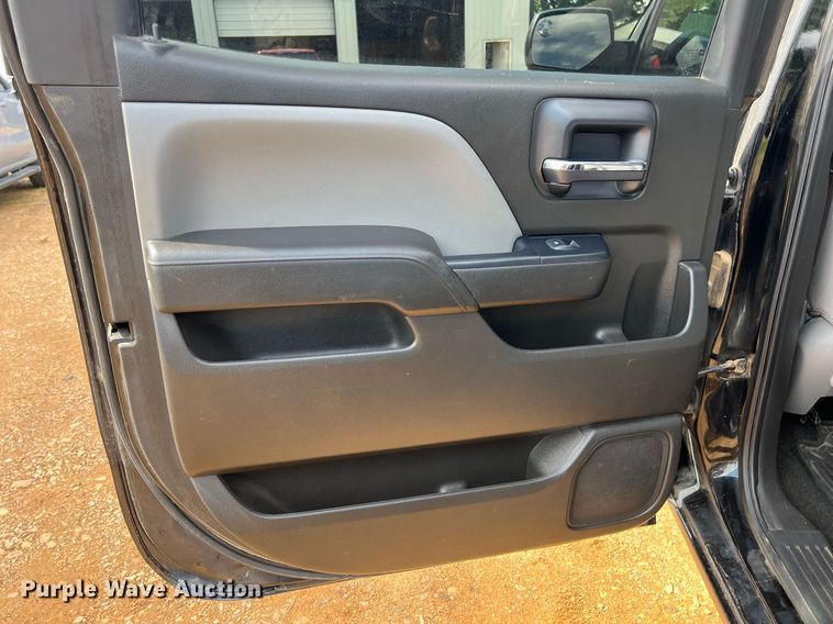 image for item EL2074 2018 Chevrolet Silverado 1500 Crew Cab pickup truck