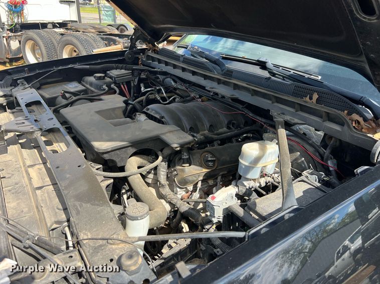 image for item EL2074 2018 Chevrolet Silverado 1500 Crew Cab pickup truck