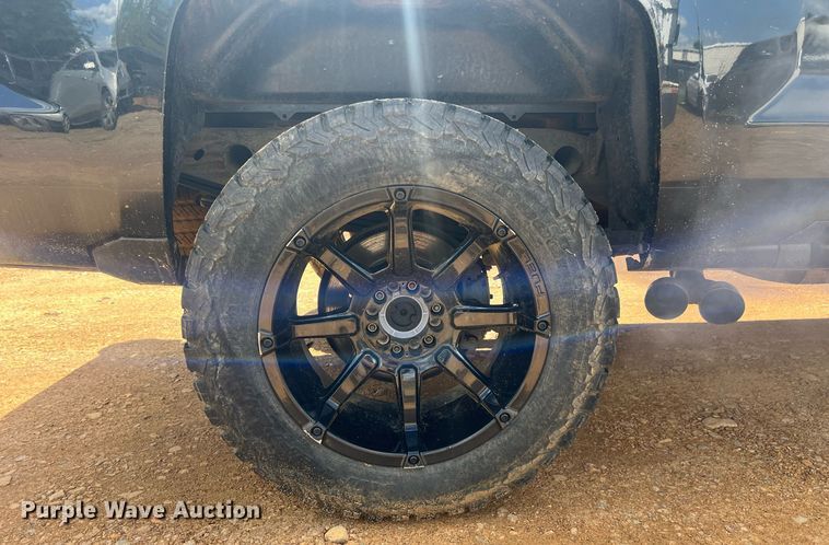 image for item EL2074 2018 Chevrolet Silverado 1500 Crew Cab pickup truck