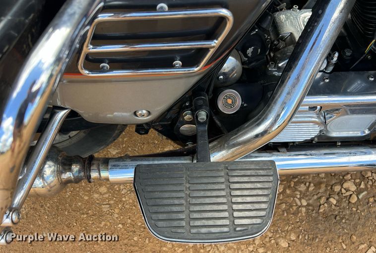 image for item EL2075 1993 Harley Davidson FLHTCU motorcycle