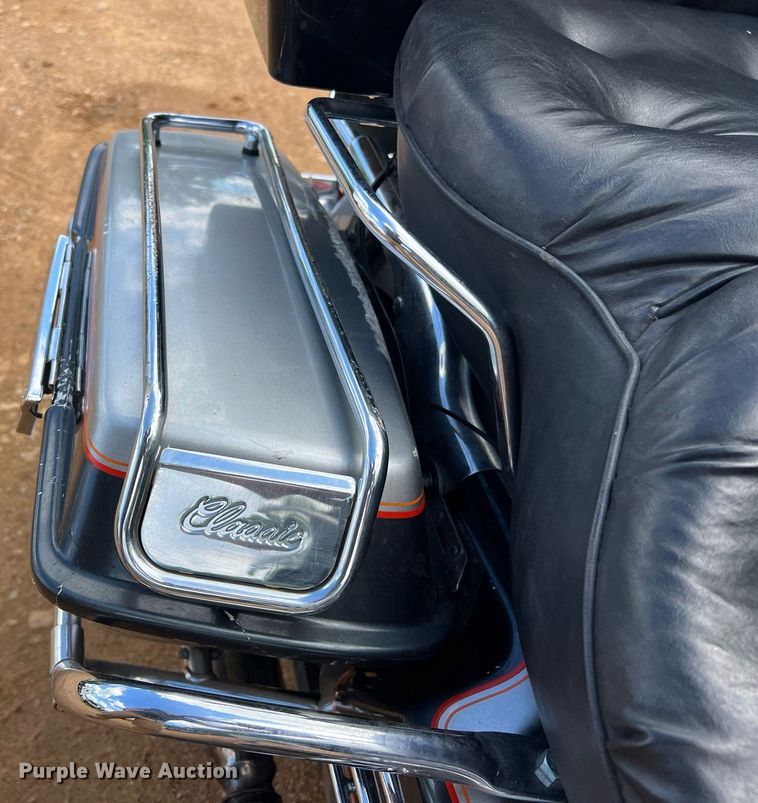 image for item EL2075 1993 Harley Davidson FLHTCU motorcycle