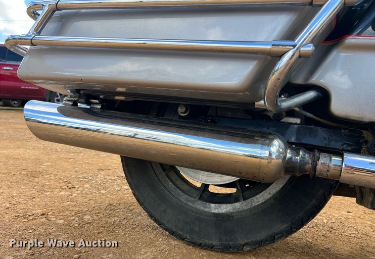 image for item EL2075 1993 Harley Davidson FLHTCU motorcycle