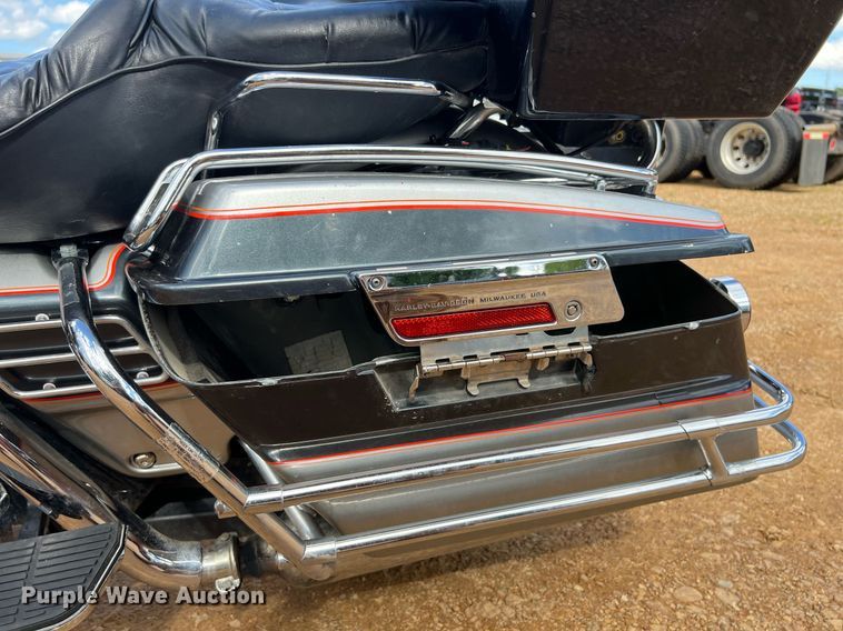 image for item EL2075 1993 Harley Davidson FLHTCU motorcycle