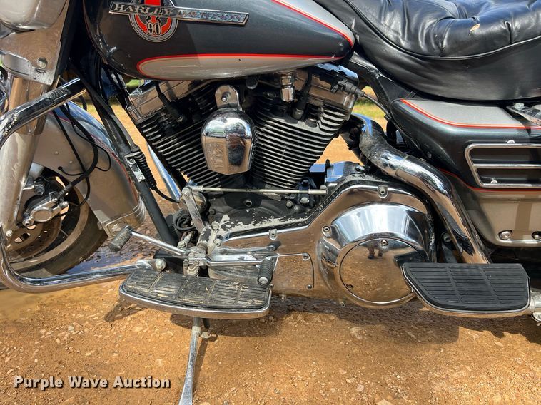 image for item EL2075 1993 Harley Davidson FLHTCU motorcycle