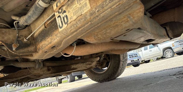 image for item EM3823 2013 Chevrolet Silverado 1500 pickup truck