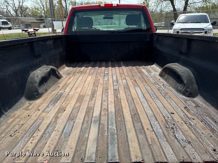 image for item EM3823 2013 Chevrolet Silverado 1500 pickup truck