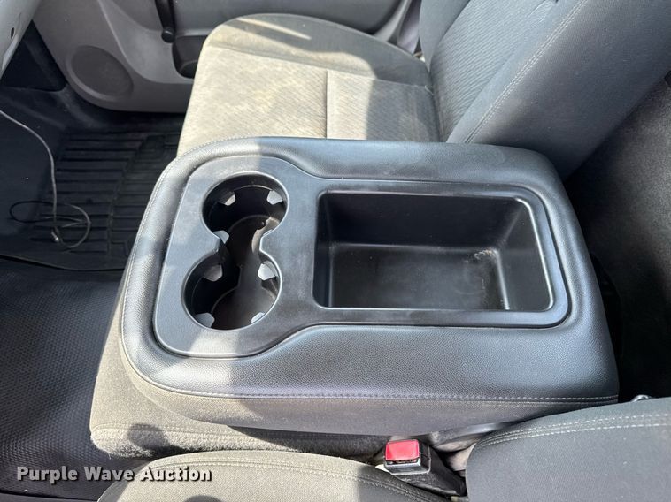 image for item EM3823 2013 Chevrolet Silverado 1500 pickup truck