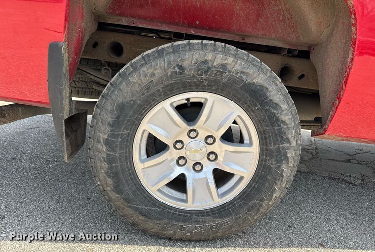 image for item EM3823 2013 Chevrolet Silverado 1500 pickup truck