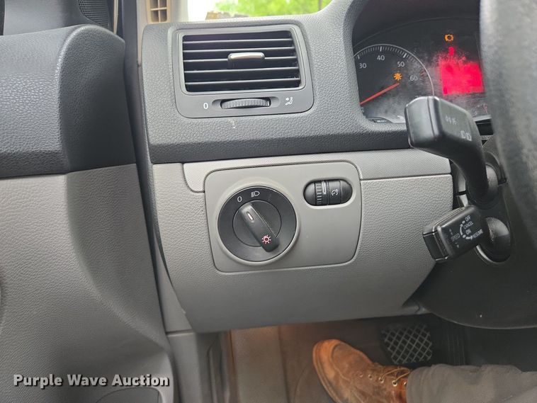 image for item EM7176 2006 Volkswagen  Jetta  