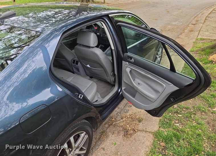 image for item EM7176 2006 Volkswagen  Jetta  