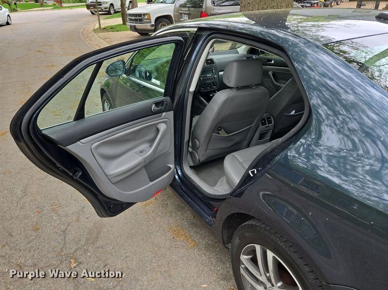 image for item EM7176 2006 Volkswagen  Jetta  