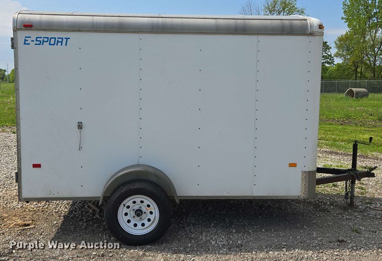 image for item EM7280 2005 DooLittle enclosed cargo trailer