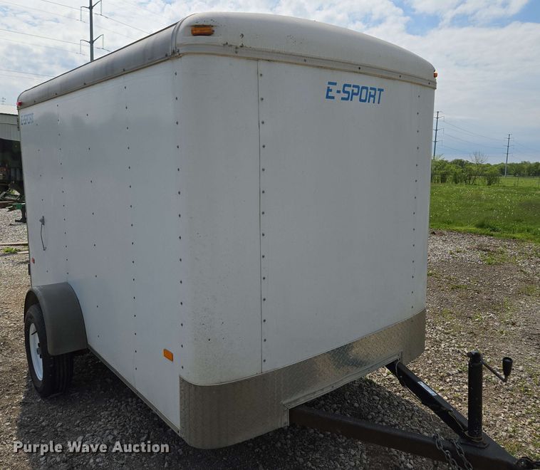 image for item EM7280 2005 DooLittle enclosed cargo trailer