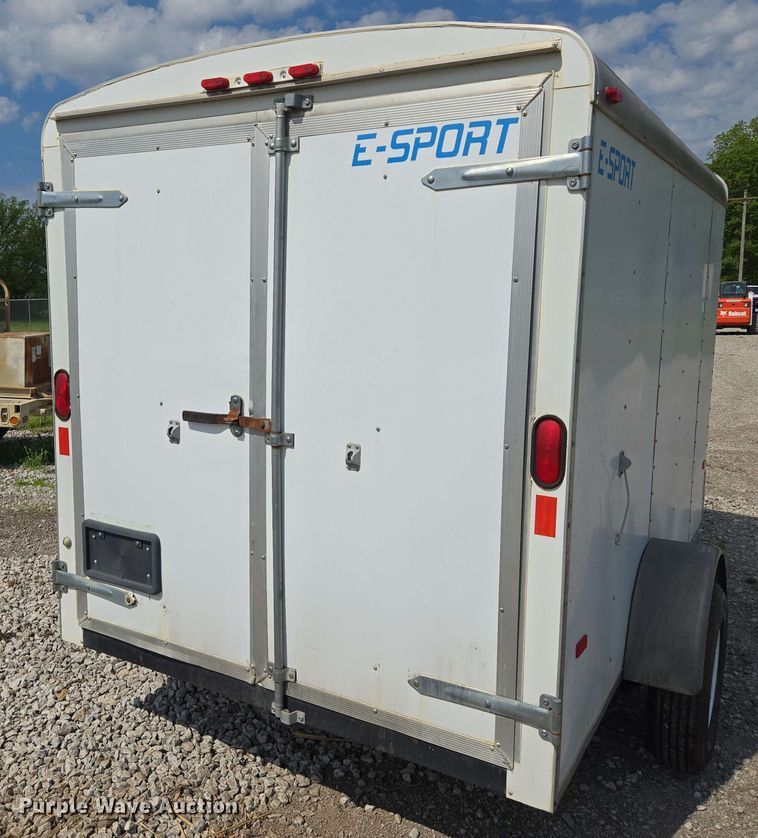 image for item EM7280 2005 DooLittle enclosed cargo trailer