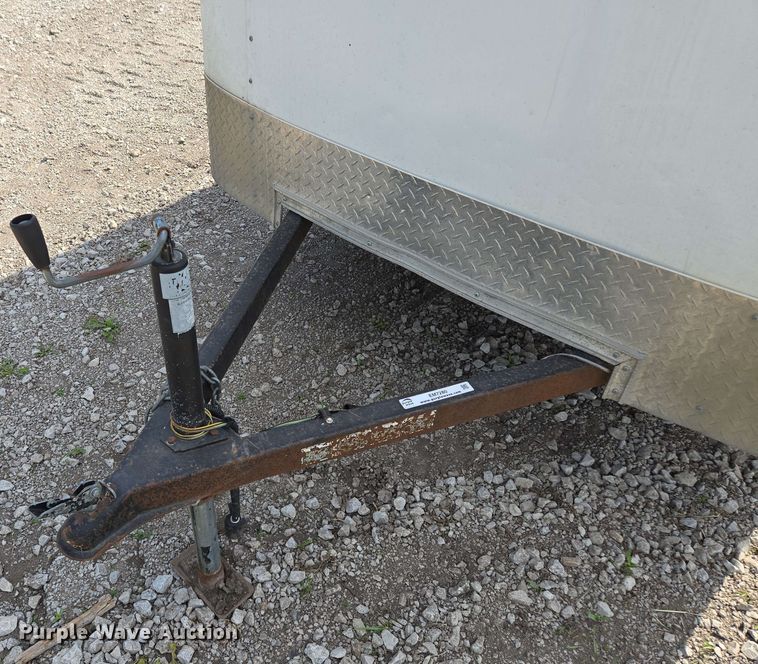 image for item EM7280 2005 DooLittle enclosed cargo trailer