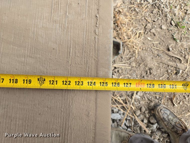 image for item EM7280 2005 DooLittle enclosed cargo trailer