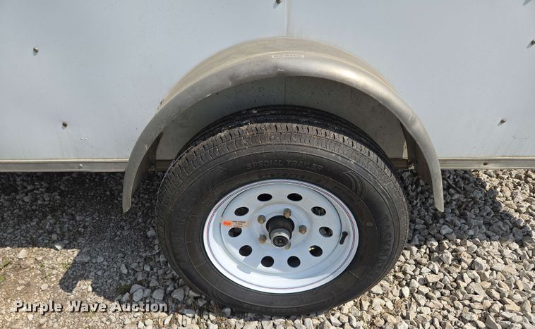 image for item EM7280 2005 DooLittle enclosed cargo trailer