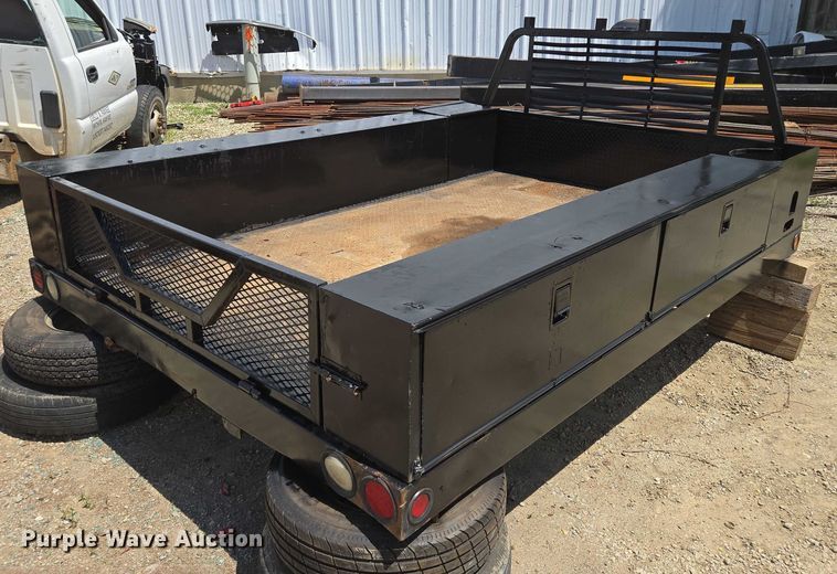 image for item EM7301 Utility bed