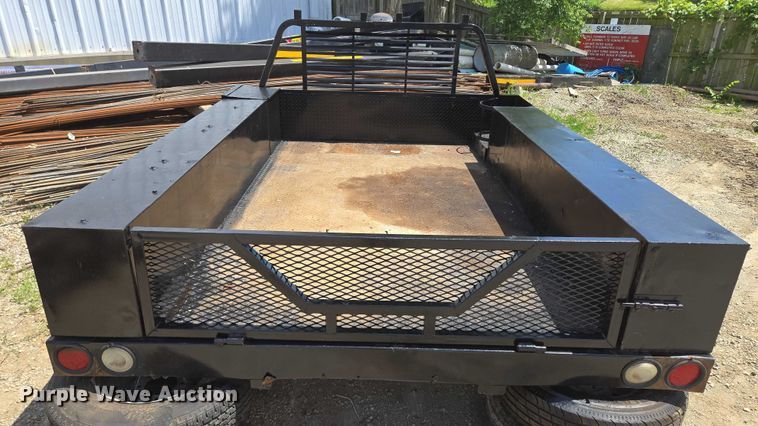 image for item EM7301 Utility bed