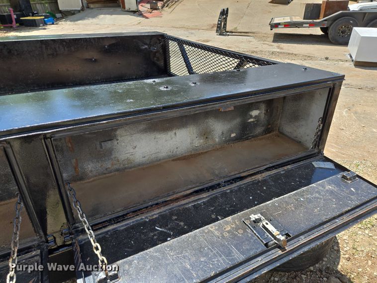 image for item EM7301 Utility bed