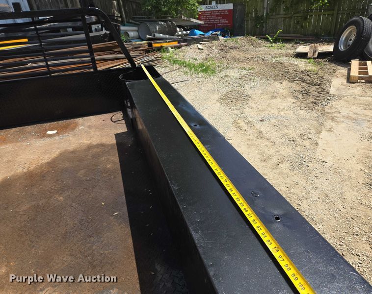 image for item EM7301 Utility bed