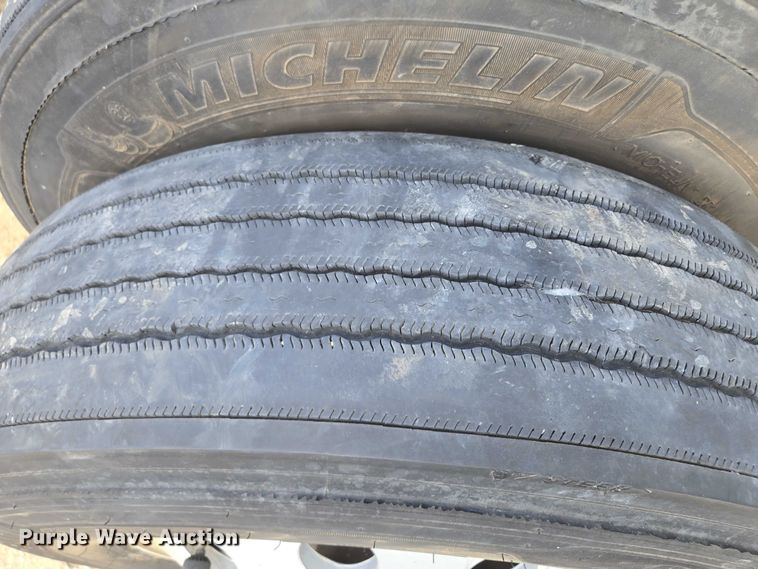 image for item EM7302 (10) tires and wheels