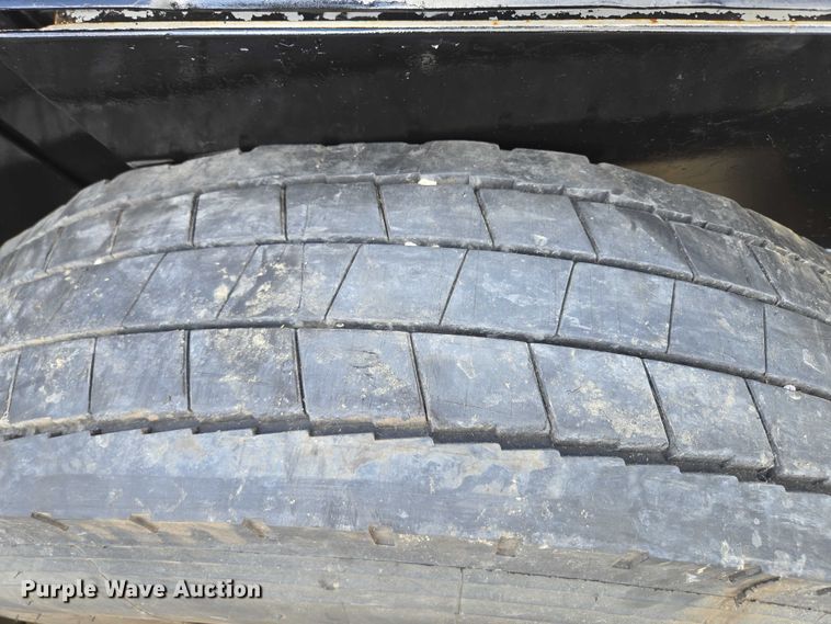 image for item EM7302 (10) tires and wheels