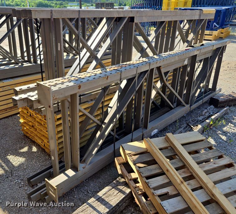 image for item EM7317 Pallet racking